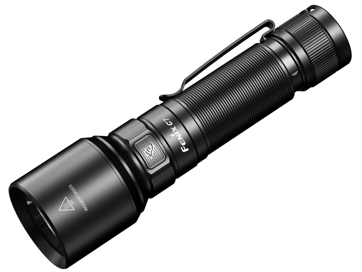 FENIX C7 USB | 3000 LUMENES